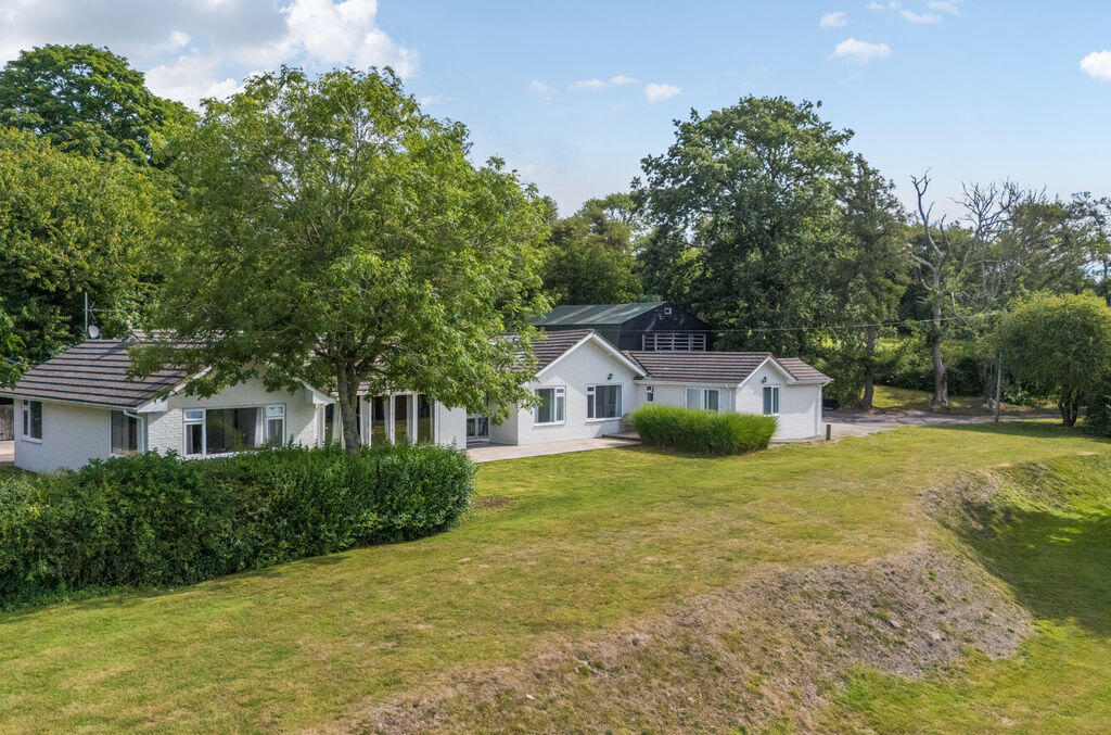 Main image of property: Arpinge, Folkestone