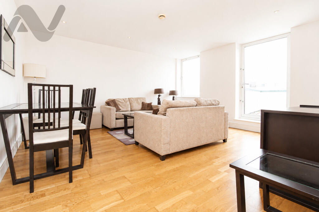 Main image of property: Drayton Park, Arsenal, London, N5 1DT