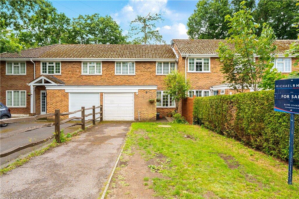 Main image of property: St. Evox Close, Rownhams, Southampton, Hampshire