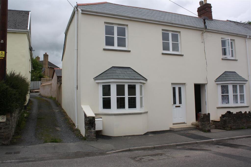 Main image of property: Blakeshill Road