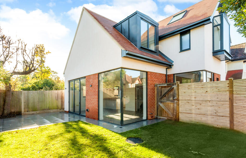 Main image of property: Selwyn Road, New Malden, Surrey, KT3