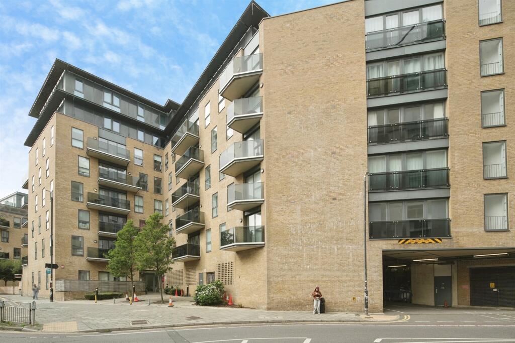 Main image of property: Fleet Street, Brighton