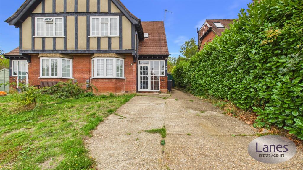 Main image of property: Blanche Lane, South Mimms, Potters Bar