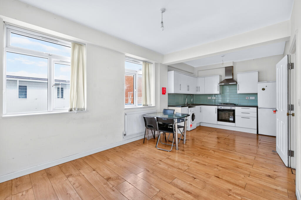 Main image of property: Lewisham Way, London, SE14