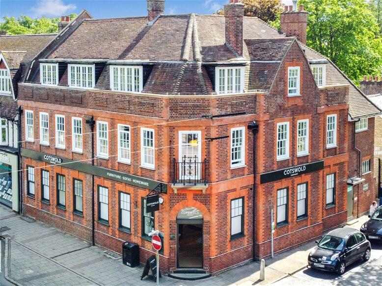 Main image of property: High Street, Harpenden, AL5