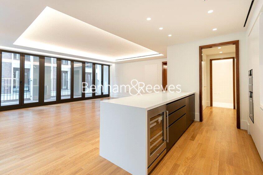 Main image of property: Lancer Square, London, W8