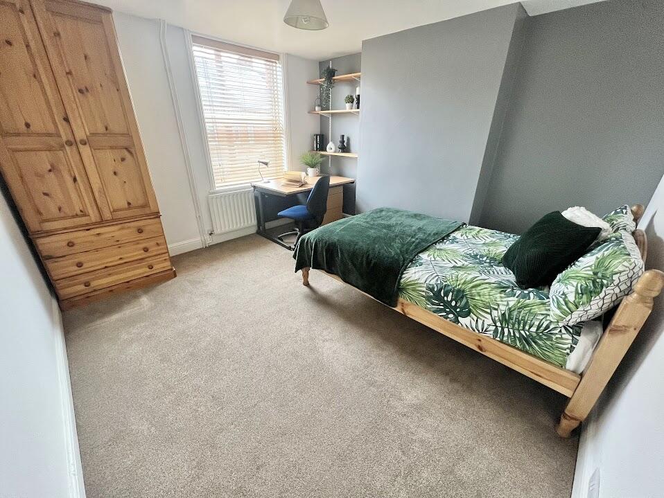 Main image of property: Gulson Road, Coventry, West Midlands, CV1