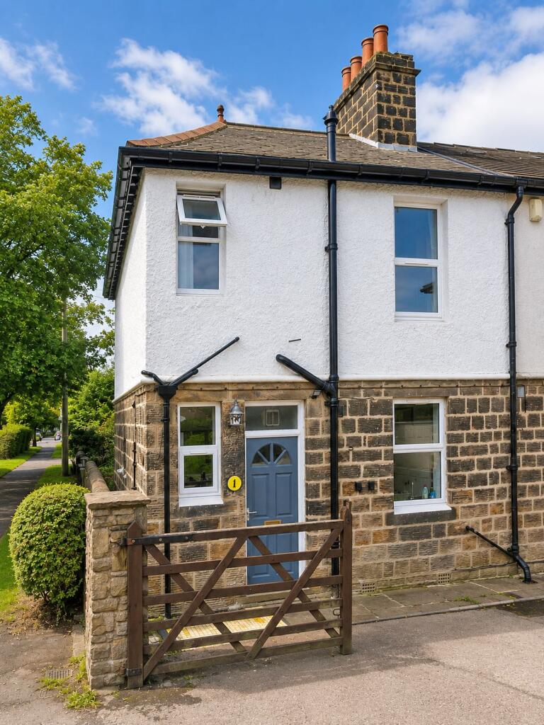Main image of property: Victoria Avenue, Yeadon, Leeds, LS19 7AS
