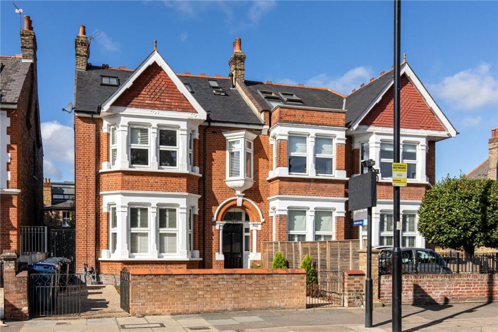 Main image of property: Twyford Avenue, LONDON, W3