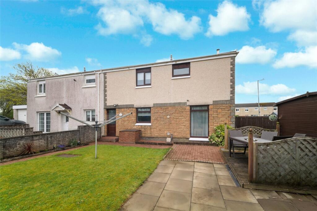 Main image of property: Helmsdale Court, Cambuslang, Glasgow, South Lanarkshire, G72