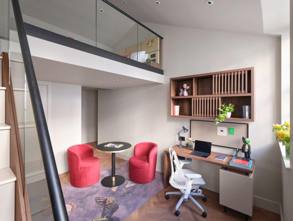 Main image of property: England SW7 2ED London, GBR