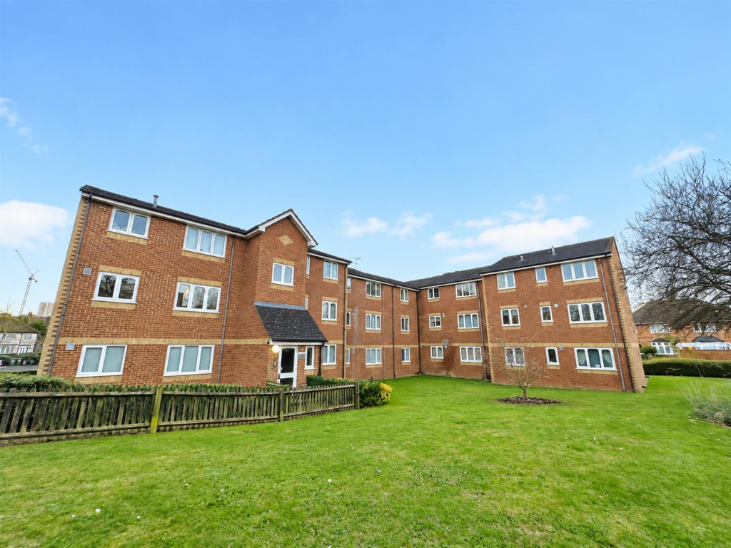 Main image of property: Chiswell Court, Watford