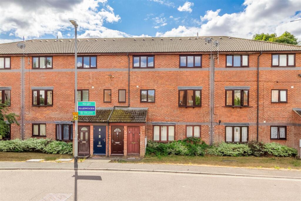 Main image of property: Fields View, Wellingborough