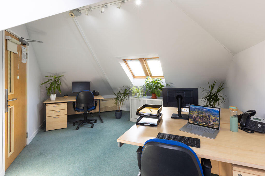 3 Person Loft Office in Hitchin To Rent