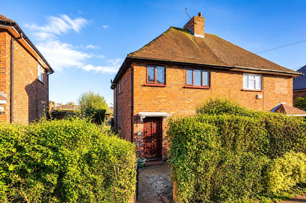 Main image of property: The Oval, Guildford, Surrey, GU2