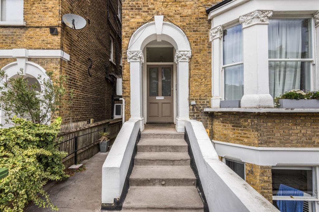Main image of property: Bennett Park London SE3