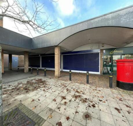 Unit 5-6 North Worle Shopping Centre 4.jpg