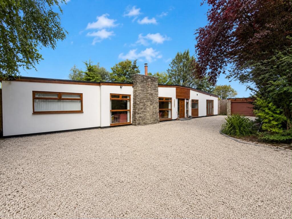 Main image of property: Moss Lane, Banks, Southport, Lancashire, PR9 8EE