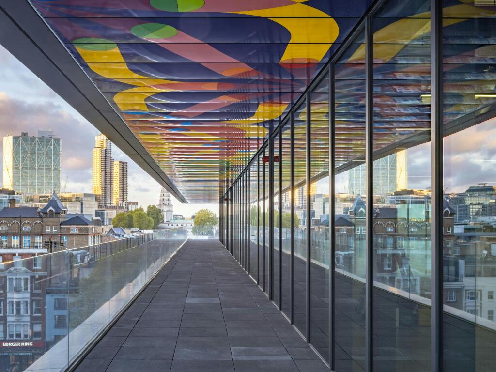 ae1717b52b9c1a79af ade-the-rowe-6th-floor-balcony.jpg