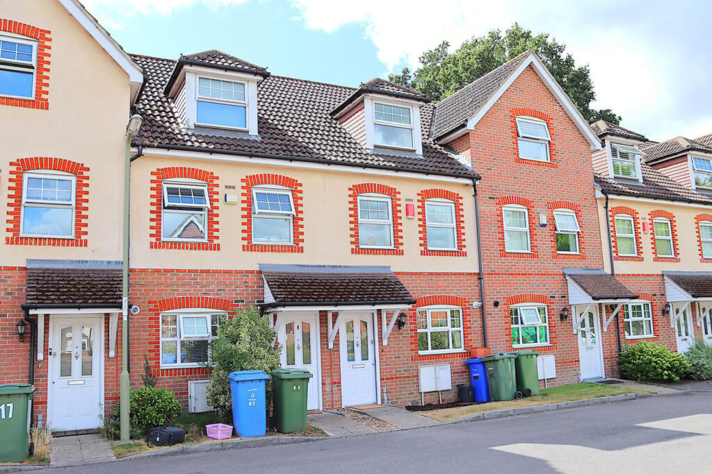 Main image of property: Glenwood Court, Farnborough, GU14