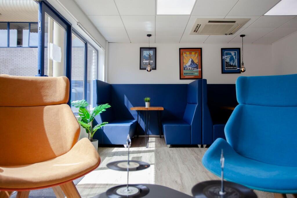 Ground floor seating