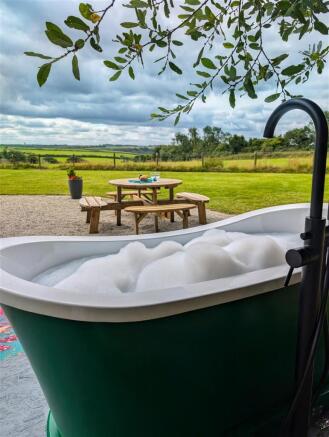 Outdoor Bath