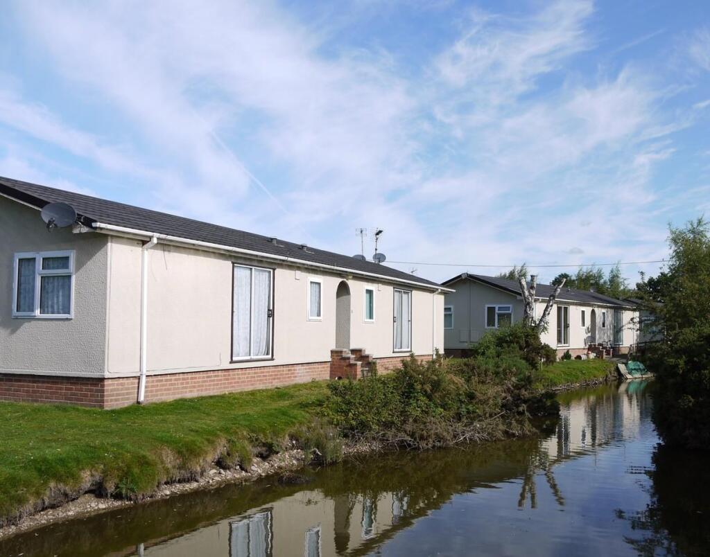 Main image of property: Moor Lane, Calverton, Nottingham