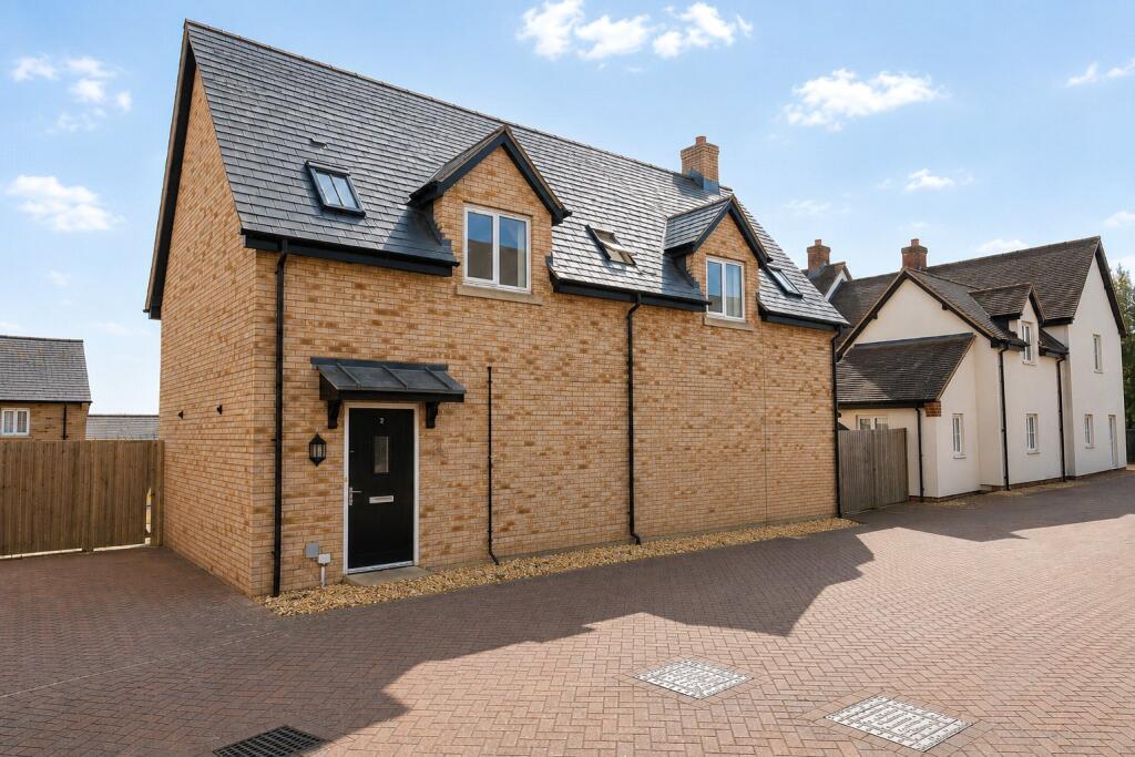 Main image of property: The Vineyards, Silsoe, Bedfordshire, MK45