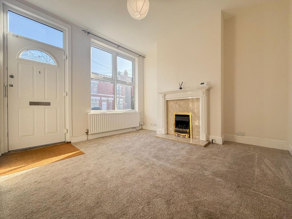 Main image of property: Kirby Road, Coventry, CV5