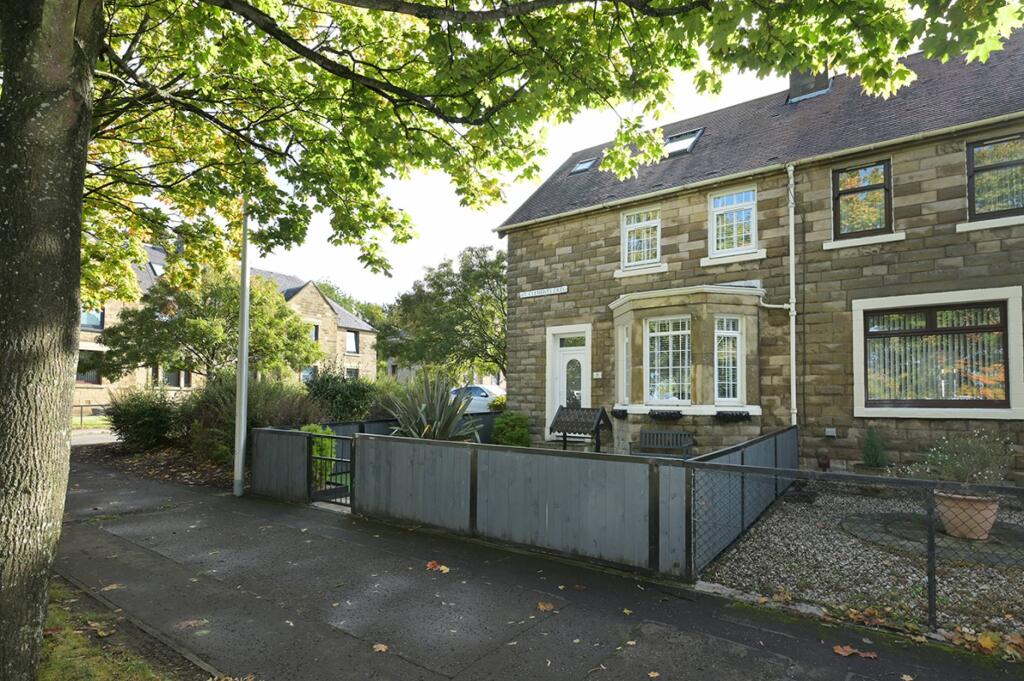 Main image of property: 8 St. Clements Crescent, Wallyford, Musselburgh, EH21 8BB