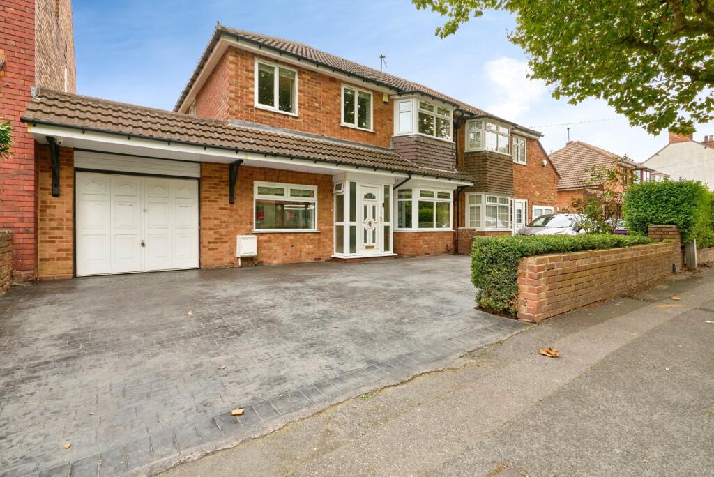 Main image of property: Wellington Road, BILSTON, West Midlands, WV14