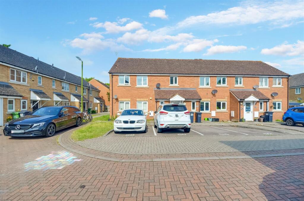 Main image of property: Michigan Close, Broxbourne