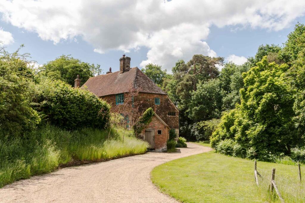 Main image of property: Ewhurst Green, Robertsbridge, East Sussex, TN32