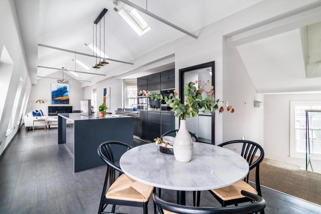 Main image of property: Garrick Street, Covent Garden WC2