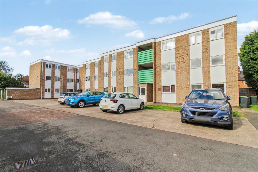 Main image of property: The nook, Broadgate avenue, Beeston