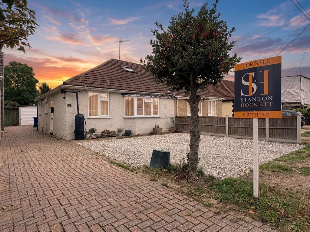 Main image of property: Daws Heath Road, Benfleet, SS7