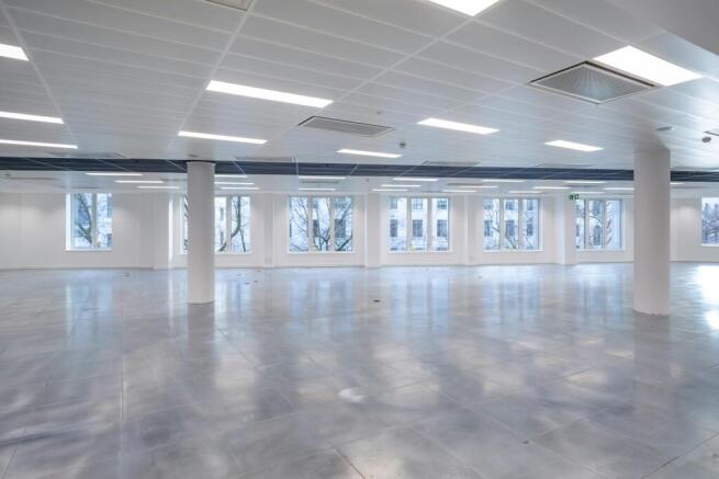1 Kingsway 5th Floor 01.jpg