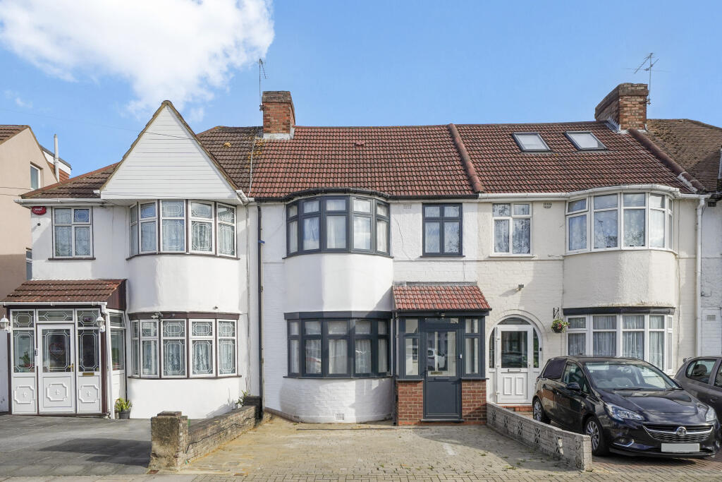 Main image of property: Glebe Avenue, Queensbury, Harrow