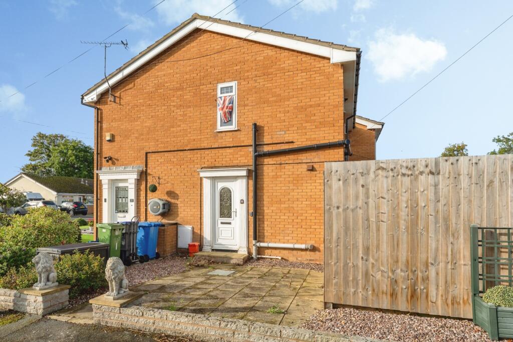 Main image of property: Clos Gladstone, Rhyl, Denbighshire, LL18