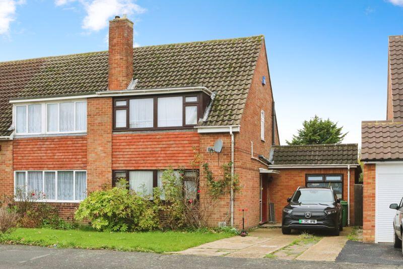 Main image of property: Thames Road, Langley - EXTENDED 4 Beds