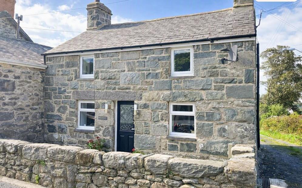 Main image of property: Frondeg, Dyffryn Ardudwy