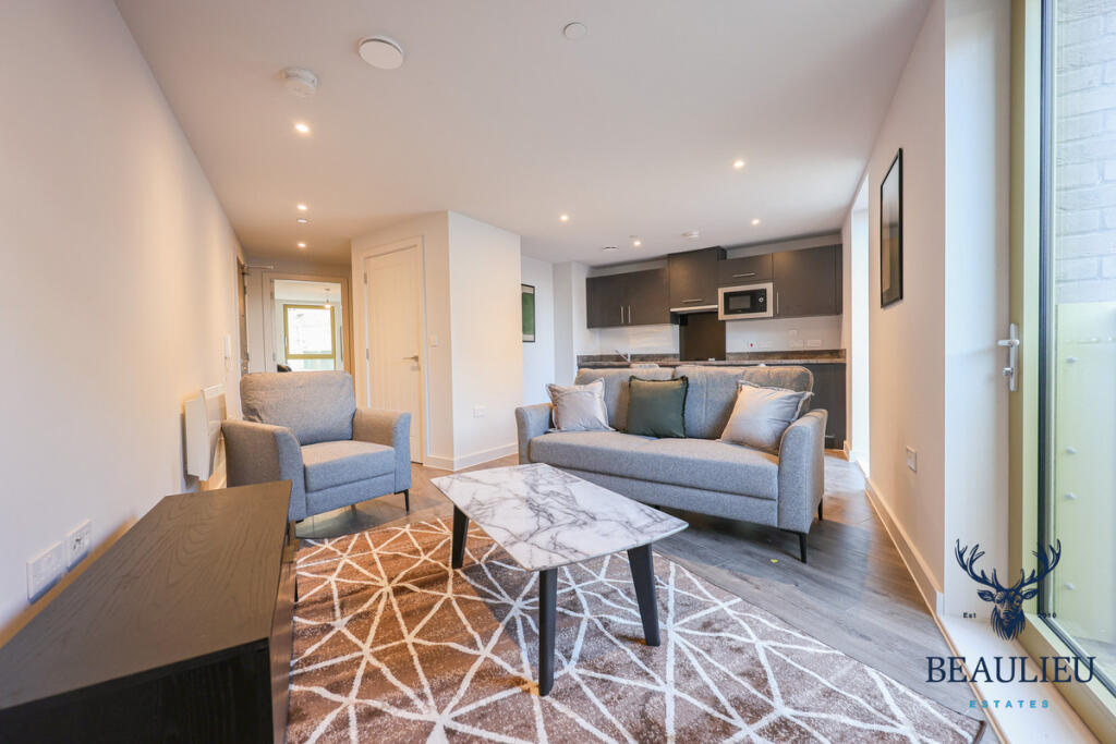 Main image of property: Oxford Road, Luton, LU1 3