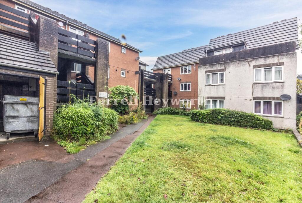 Main image of property: 57 The Paddock, Fulwood, Preston, Lancashire PR2 8GL