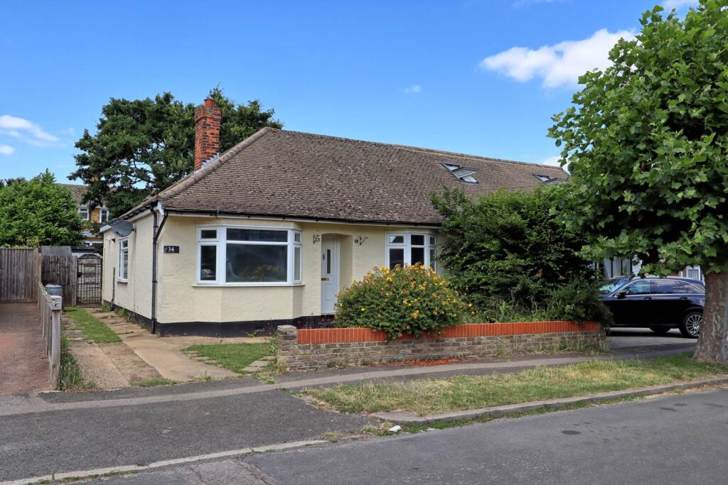 Main image of property: Glenmere Park Avenue, Thundersley