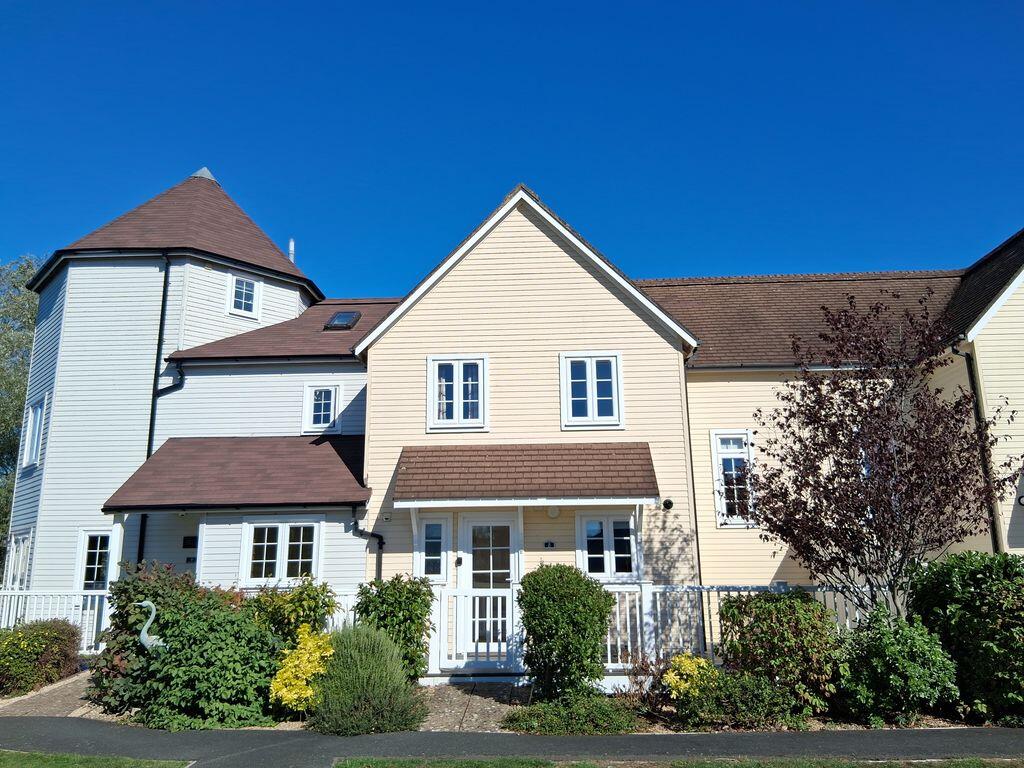 Main image of property: 8 Windrush Lake, Spine Road, Cirencester, GL7 5TJ