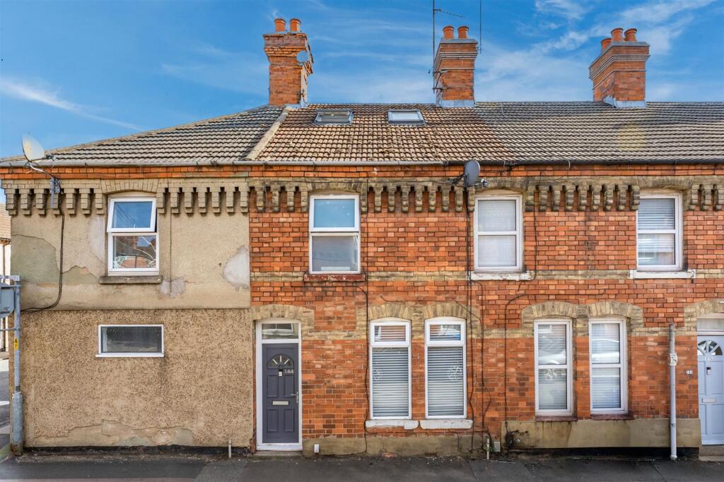 Main image of property: NN16 - Wellington Street, Kettering