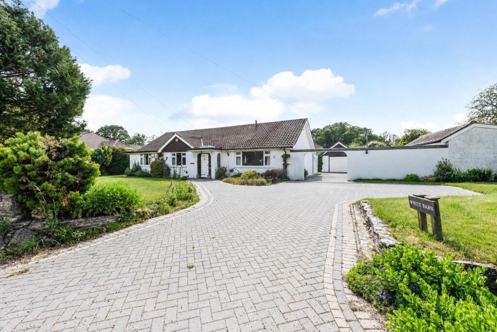 Main image of property: Edneys Lane, Denmead