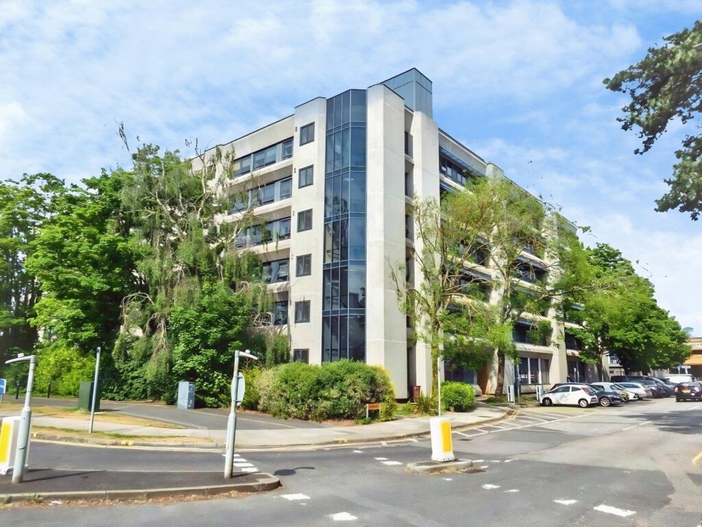 Main image of property: Swingate, Stevenage, Hertfordshire, SG1