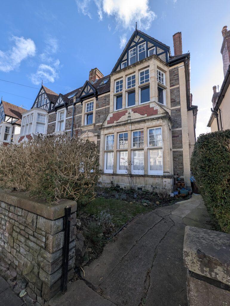 Main image of property: Henleaze Gardens – First Floor Flat Ref 310
