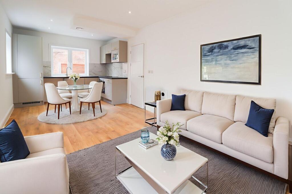 Main image of property: Cambridge Street, Wellingborough, NN8